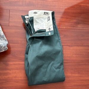 Dickies 875 Dark Green pants
